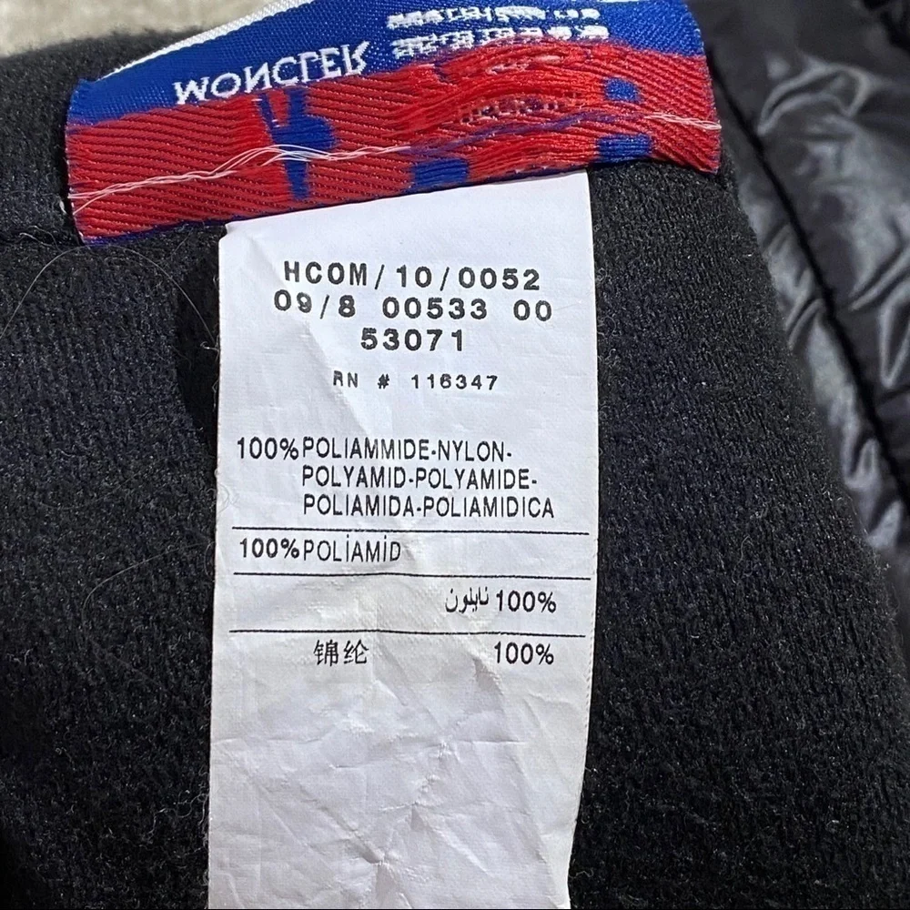 MONCLER Black Long Leather down Puffer Gloves